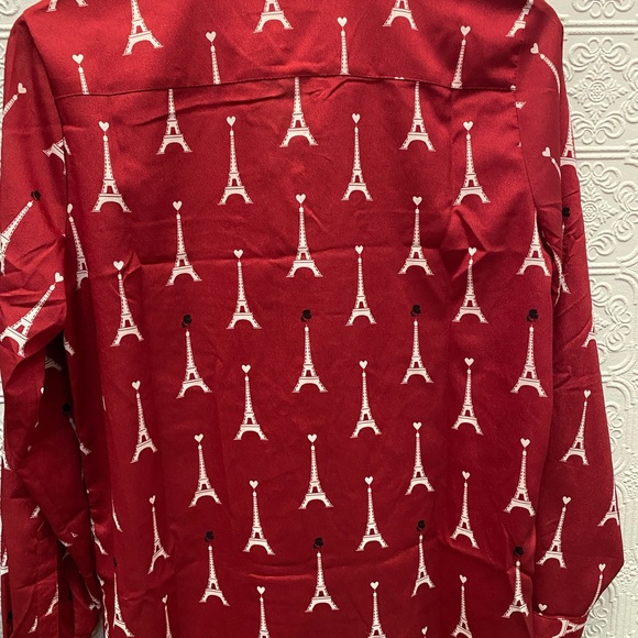 NWT Karl Lagerfeld Paris red graphic print blouse size medium - Picture 4 of 4